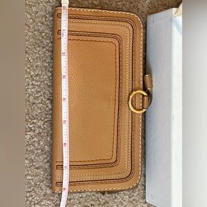 Authentic Pre loved Long wallet in great condition.